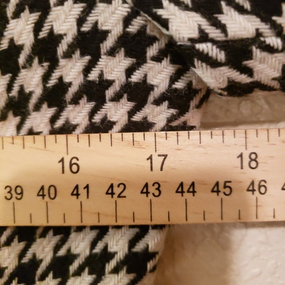 White House Black Market Houndstooth Blazer Chain Trim Hook Closure Size 4 - Picture 10 of 11